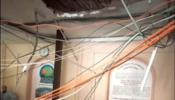 В Иркутске в школе № 64 произошло частичное обрушение потолка