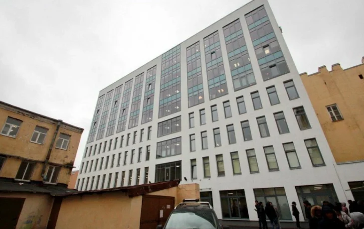 Крупнейшее кадровое агентство «Лидер Консалт» с 2020 г. оформлял иностранных граждан по фиктивным договорам Крупнейшее кадровое агентство «Лидер Консалт» с 2020 г. оформлял иностранных граждан по фиктивным договорам